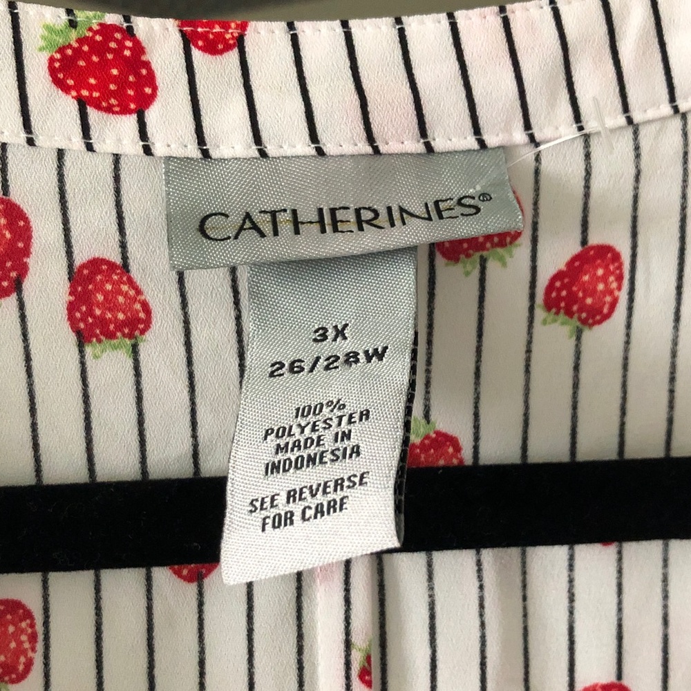 Catherines White Red Strawberry with striped print blouse 3X novelty quirky - Picture 2 of 6